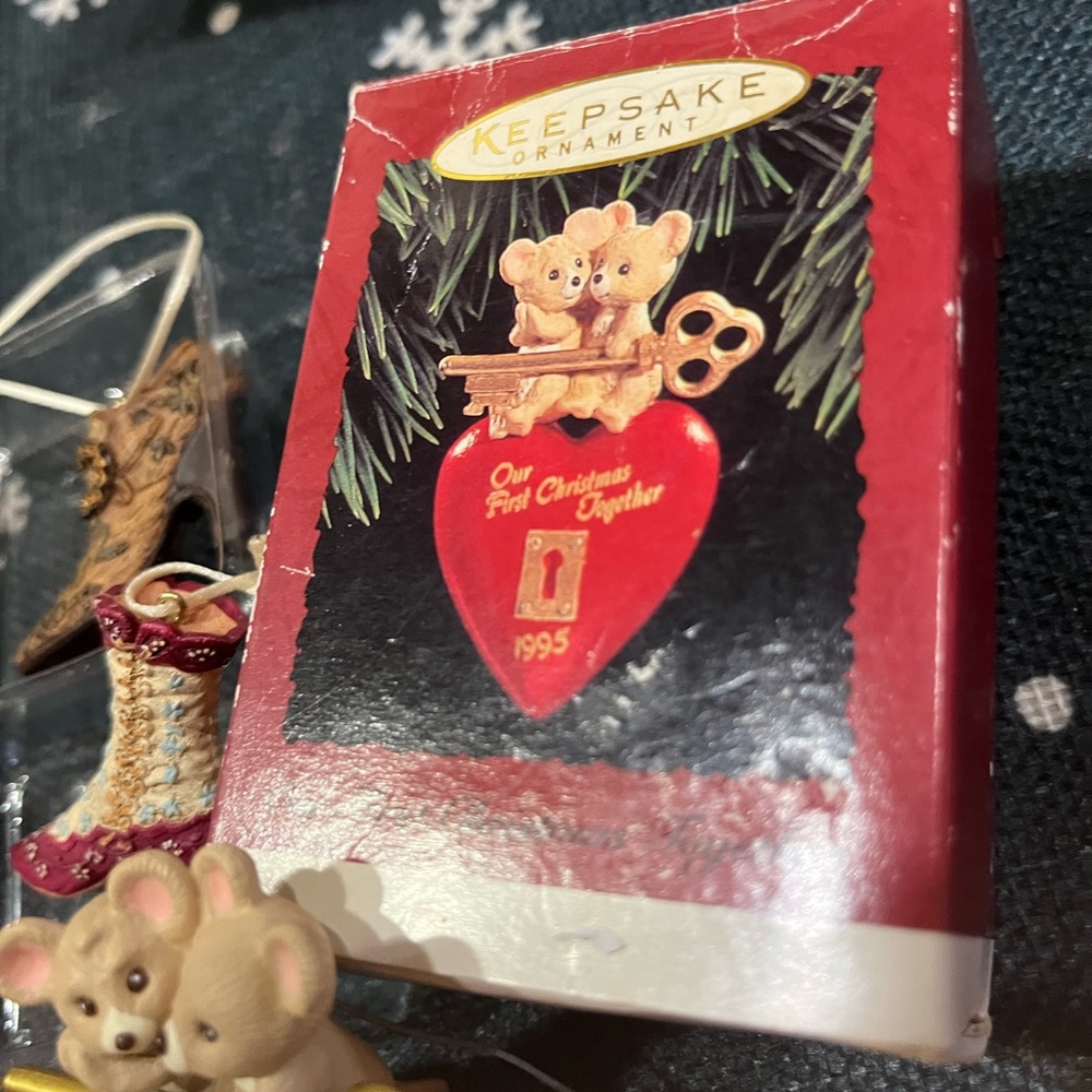 Keepsake Ornament with Bears and Heart